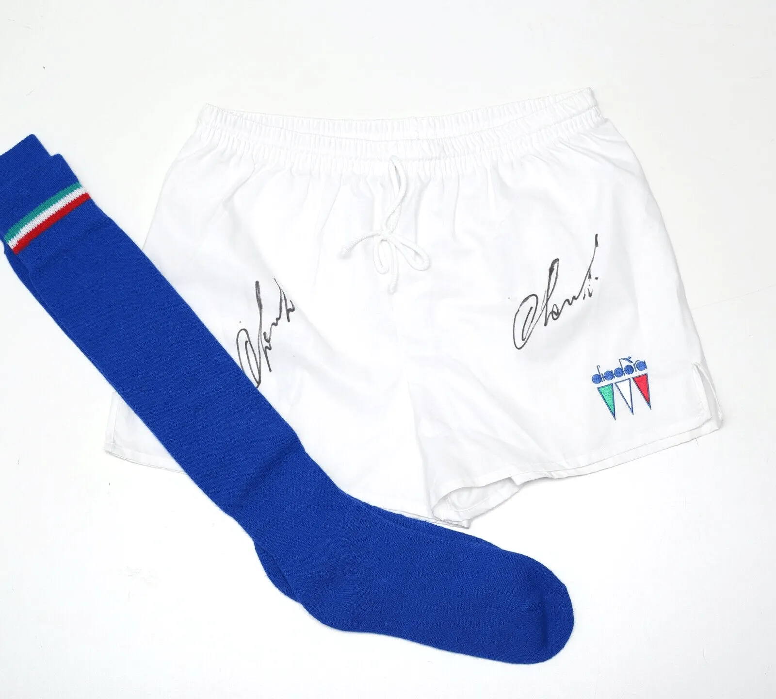 1990's ITALY Vintage Diadora Home Football SIGNED Shorts & Socks (XL) BNWOT