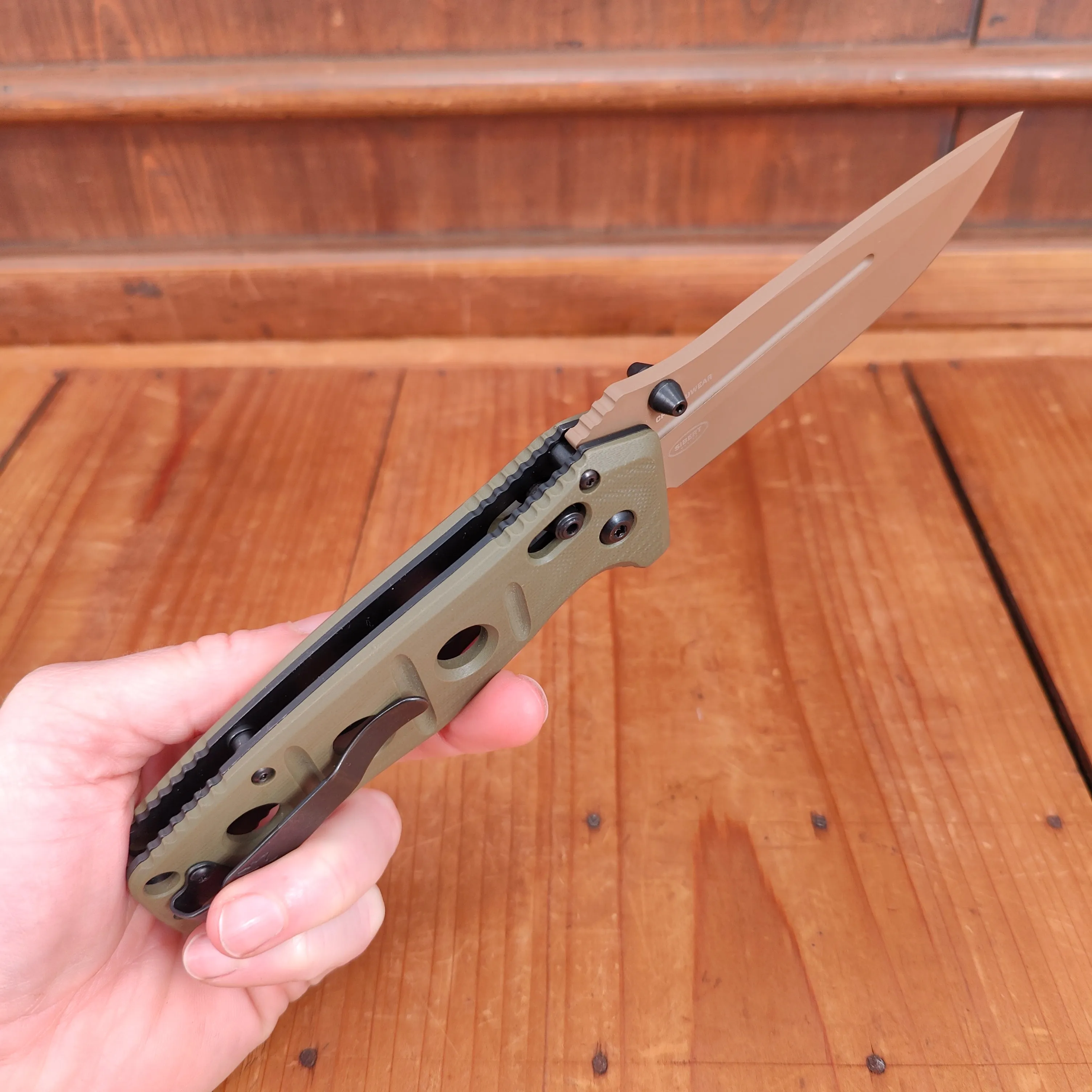 Benchmade 275FE-2 Adamas Drop Point CPM-Cruwear AXIS Lock Olive Drab G10 Handle