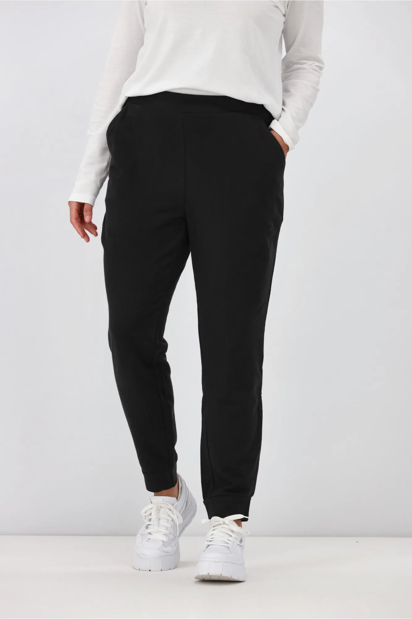 Betty Basics Lindsay Jogger Black