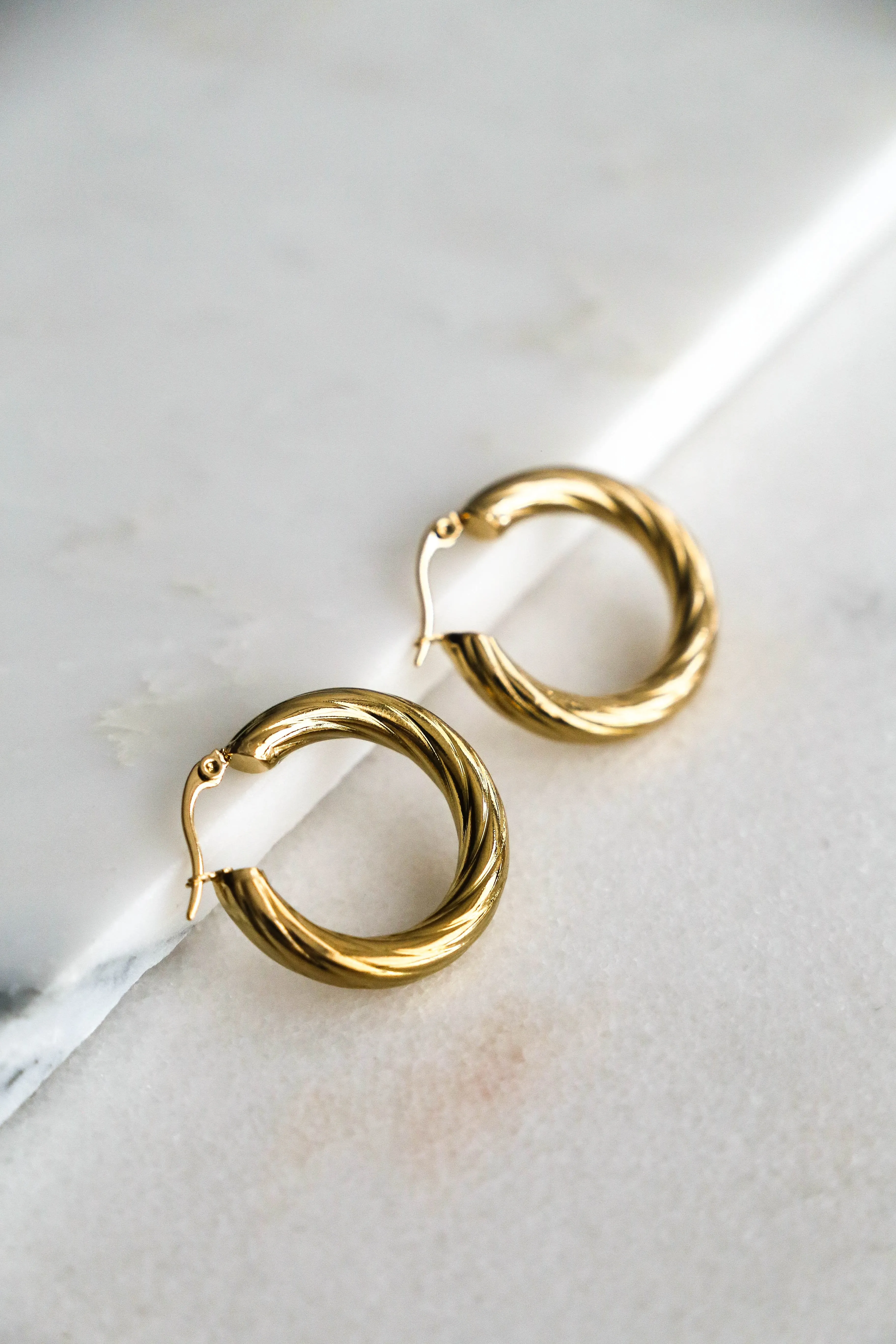 Lea Hoop Earrings